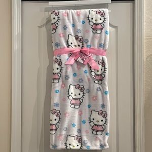 NWT Hello Kitty 2024 Spring Throw Blanket